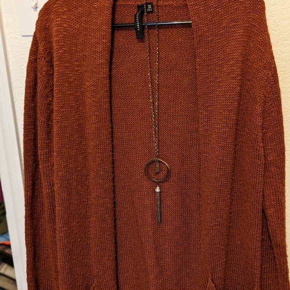 Necklace - Picture 6 of 6